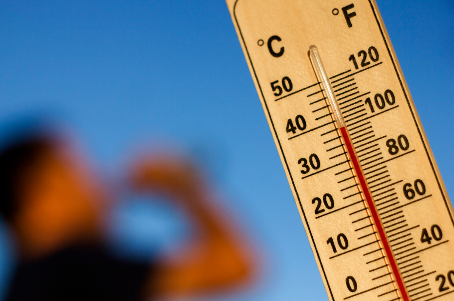 Ondate di calore in arrivo. Come difendersi dai rischi Ondate di calore in arrivo. Come difendersi dai rischi
